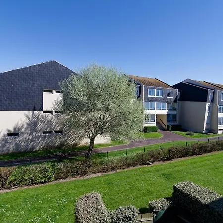 Souvenirs De - à 300 M De La Apartamento